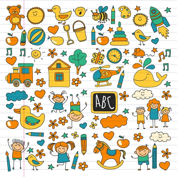 Conjunto de doodle vetorial com crianças do jardim de infância. Crianças pequenas brincam, aprendem, se divertem juntas —  Vetores de Stock