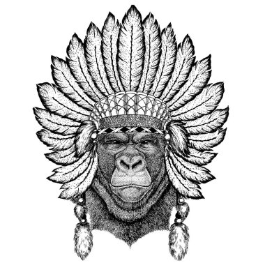 Vahşi hayvan giyen inidan headdress tüyleri ile. Boho chic tarzı Gösterim amacıyla dövme, amblem, rozet, logo, yama. Çocuk giyim.