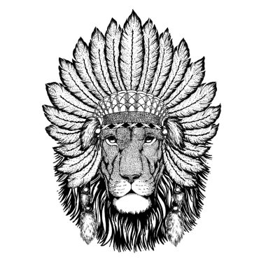 Vahşi hayvan giyen inidan headdress tüyleri ile. Boho chic tarzı Gösterim amacıyla dövme, amblem, rozet, logo, yama. Çocuk giyim.