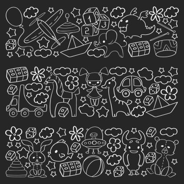 Çocuk oyuncakları ile vektör deseni. Küçük çocuklar için Doodle tarzında anaokulu elemanları. Eğitim, oyun, büyümek