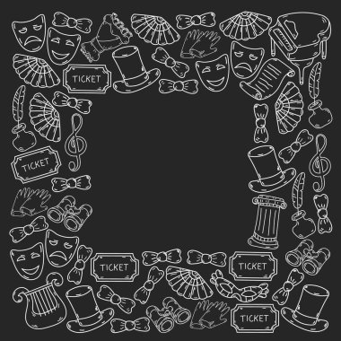 Performans, küçük çocuklarla tiyatro. Masal sahnelerindeki anaokulu çocukları. Kırmızı Başlıklı Kız 'ı oynayan genç oyuncular.