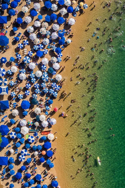 Salvador Bahia Βραζιλία Κορυφαία Αεροφωτογραφία Ομπρέλες Και Κόσμο Χαλάρωση Και — Φωτογραφία Αρχείου