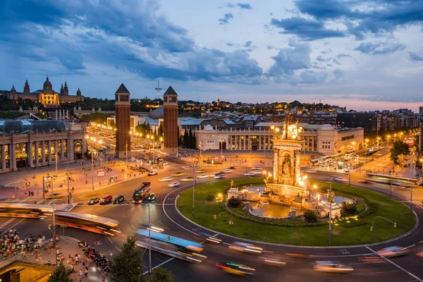 Ruch Wokół Historycznego Placu Plaza Espana Zmierzchu Barcelonie Catalunya Hiszpania — Zdjęcie stockowe