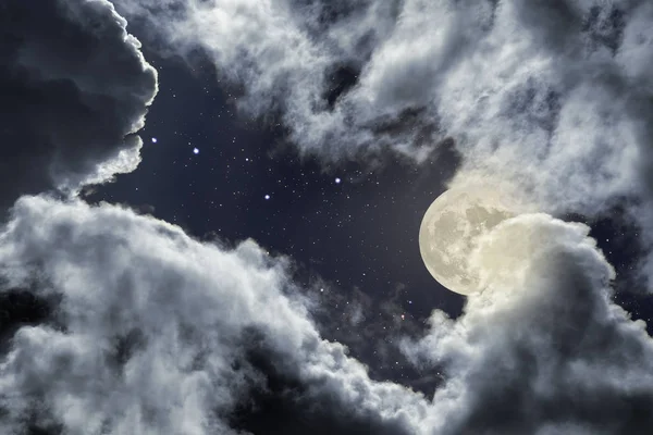 Cloudy Full Moon Night Stars — Stock Photo, Image
