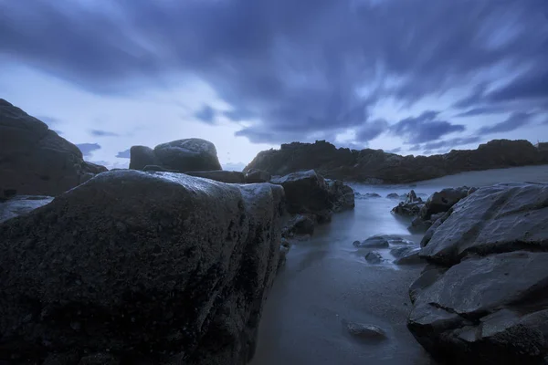 Moody Seascape Entardecer Costa Rochosa Norte Portugal — Fotografia de Stock