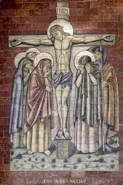 Krzyżowej Jezus Umarł Krzyżu Panel Portugalskimi Kafelkami Poza Sanktuarium Fatimskiego — Zdjęcie stockowe