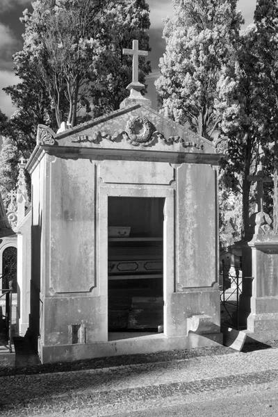 Старі європейські кладовище — стокове фото