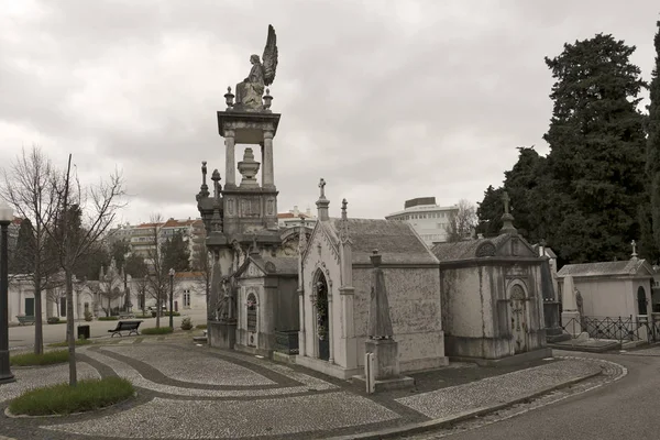 Velho cemitério europeu — Fotografia de Stock