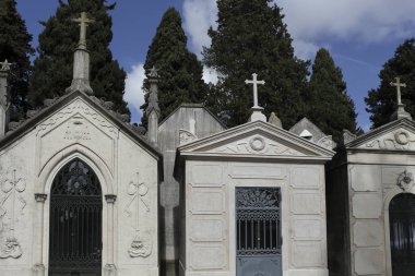 Mezarlık mezarları Şapel şeklinde