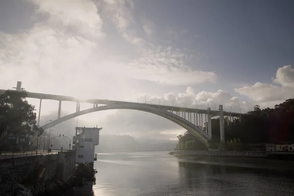 Puente Arrabida Sobre Río Duero Amanecer — Foto de Stock