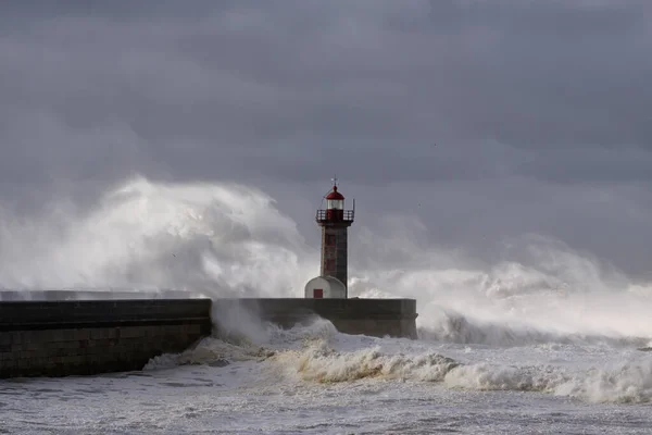 Douro Ústí Řeky Starý Světelný Dům Bouřlivé Ráno — Stock fotografie