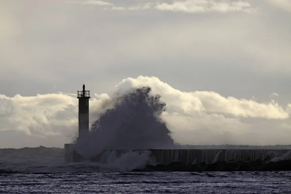 Podsvícená Mořská Vlna Ave Ústí Řeky Vila Conde Sever Portugalska — Stock fotografie