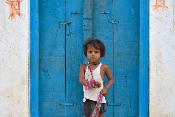 Tikamgarh Madhya Pradesh Índia Setembro 2020 Retrato Menina Aldeia Indígena — Fotografia de Stock