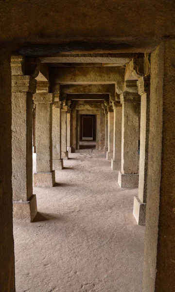 Una Vista Fascinante Del Interior Del Monumento Del Lago Hauz — Foto de Stock