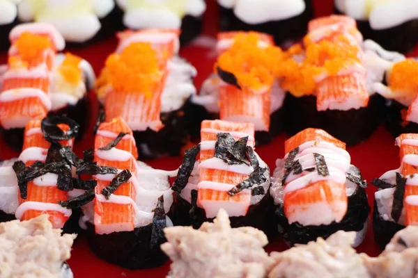 Sushi Gulung Campuran Set Lezat Makanan Jepang — Stok Foto
