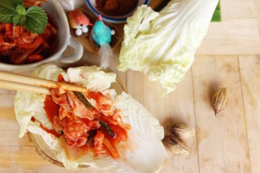 Kimchi Koreli gıda geleneksel lezzetlidir
