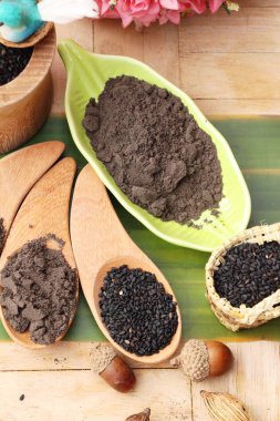 Siyah susam toz siyah susam
