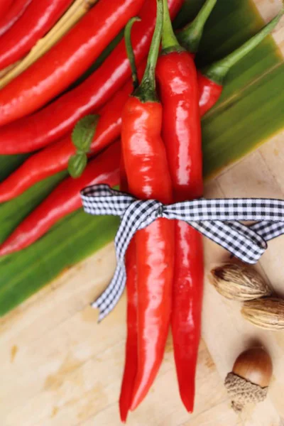 Red Chili Cooking Wood Background — Stock Photo, Image