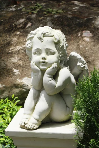Estátua Decorativa Beleza Jardim — Fotografia de Stock