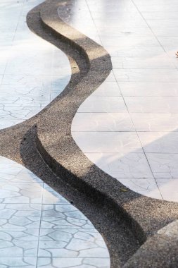 Doğada taşlı Bahçe yürüme yolu