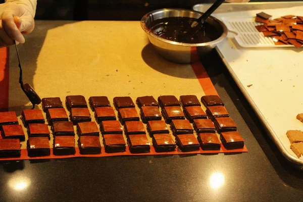 Yapmak için çikolata tatlı, lezzetli