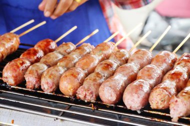sosis Asya sokak gıda lezzetli ızgara