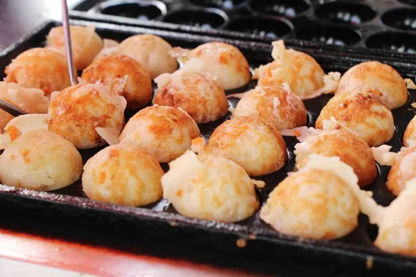 Takoyaki Ist Köstliches Japanisches Essen Auf Pfanne — Stockfoto