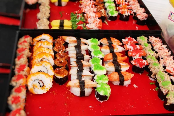 Set Misto Sushi Rotolo Delizioso Cibo Giapponese — Foto Stock