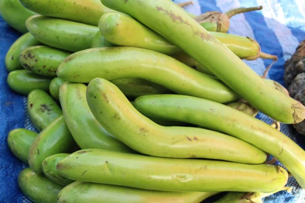 Berenjena Fresca Verde Orgánica Comida Callejera —  Fotos de Stock