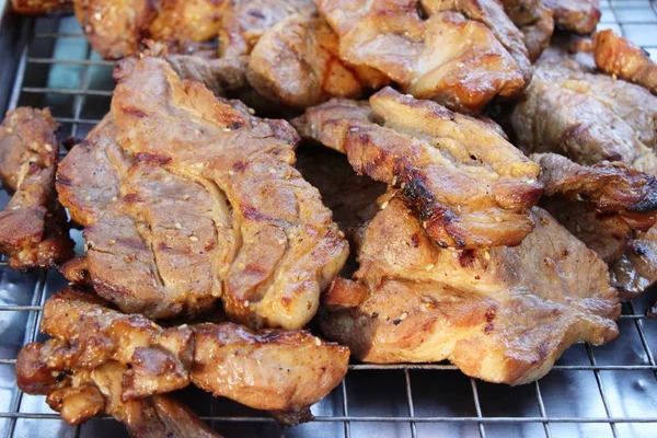 Daging Babi Panggang Lezat Makanan Jalanan — Stok Foto