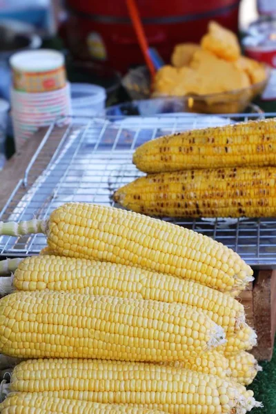 Свіжа Кукурудза Приготування Ринку — стокове фото