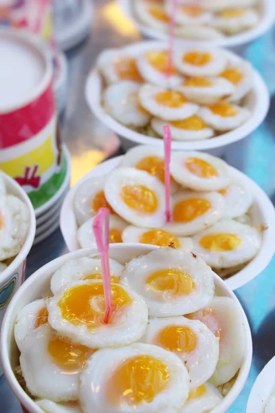 Los Huevos Codorniz Son Deliciosos Comida Callejera —  Fotos de Stock