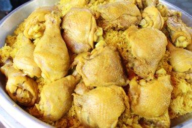 Tavuk biryani pirinç sokak gıda