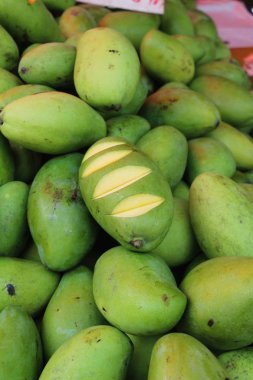 Mango meyve sokak gıda lezzetlidir