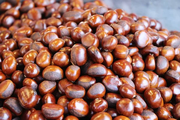 Roasted Chestnuts Delicious Street Food — Stock Photo, Image