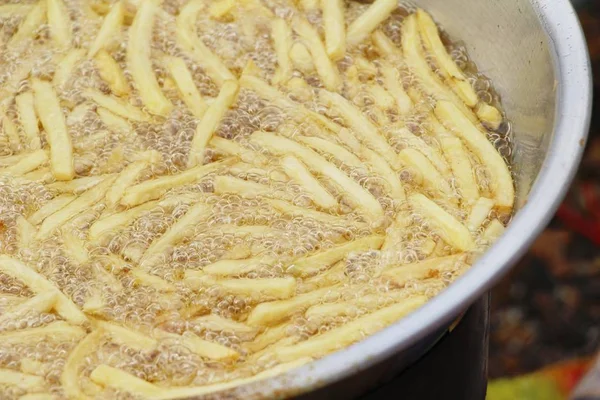 Зробити Картоплю Фрі Смачно Сковороді — стокове фото