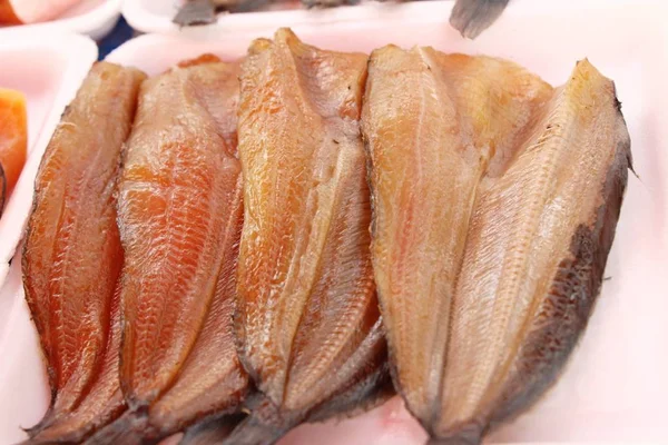 Αποξηραμένα Ψάρια Για Μαγείρεμα Στο Φαγητό Του Δρόμου — Φωτογραφία Αρχείου