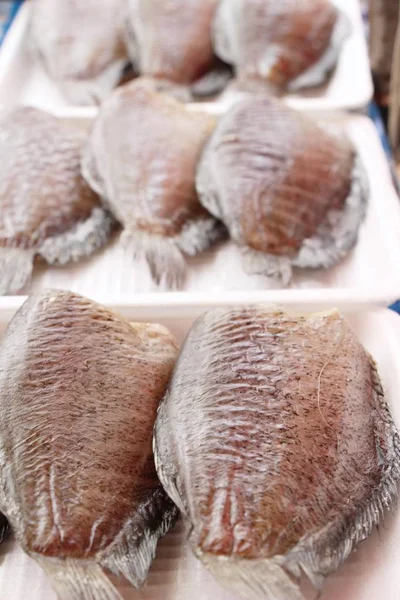 Сушеная Рыба Приготовления Пищи Улице — стоковое фото