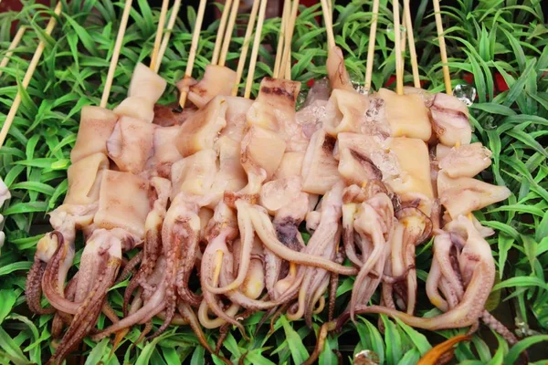 Kalmary Grilla Jest Pyszne Ulicy Żywności — Zdjęcie stockowe