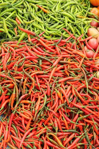 Pimenta fresca para cozinhar em comida de rua — Fotografia de Stock