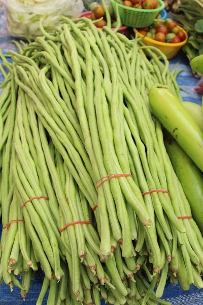 Long bean for cooking at street food — Stock Photo, Image