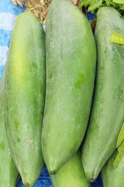 Papaya madura es deliciosa en el mercado —  Fotos de Stock