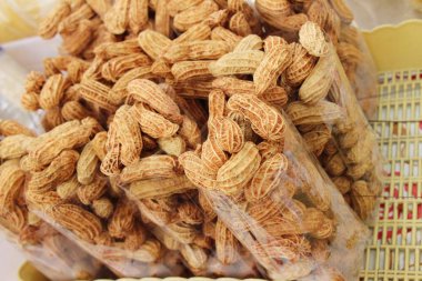 Haşlanmış fıstık sokak gıda lezzetli olduğunu