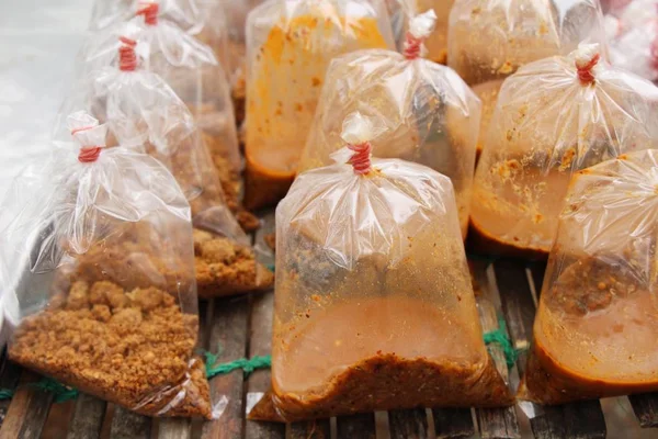 Salamura balık chili sokak gıda baharatlı — Stok fotoğraf