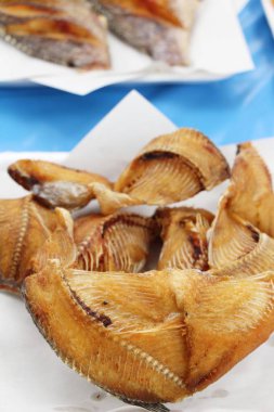 Kızarmış balık sokak gıda lezzetlidir