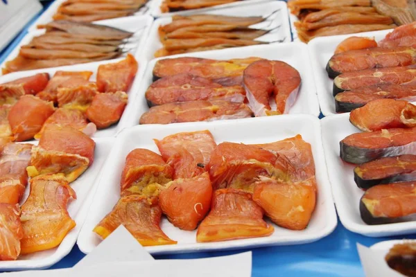 kurutulmuş balık sokak gıda yemek pişirmek için