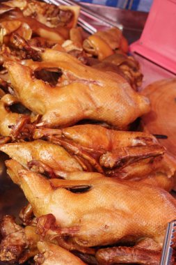 Komposto ördek sokak gıda lezzetlidir