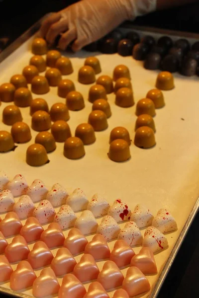 Fazer ao chocolate no doce é delicioso — Fotografia de Stock