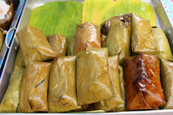 Клейкий рис з смачні, Тайська кокосовий десерт — стокове фото