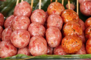 sosis Asya sokak gıda lezzetli ızgara